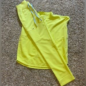 Figs XS/tall high waisted skinny scrub pants.